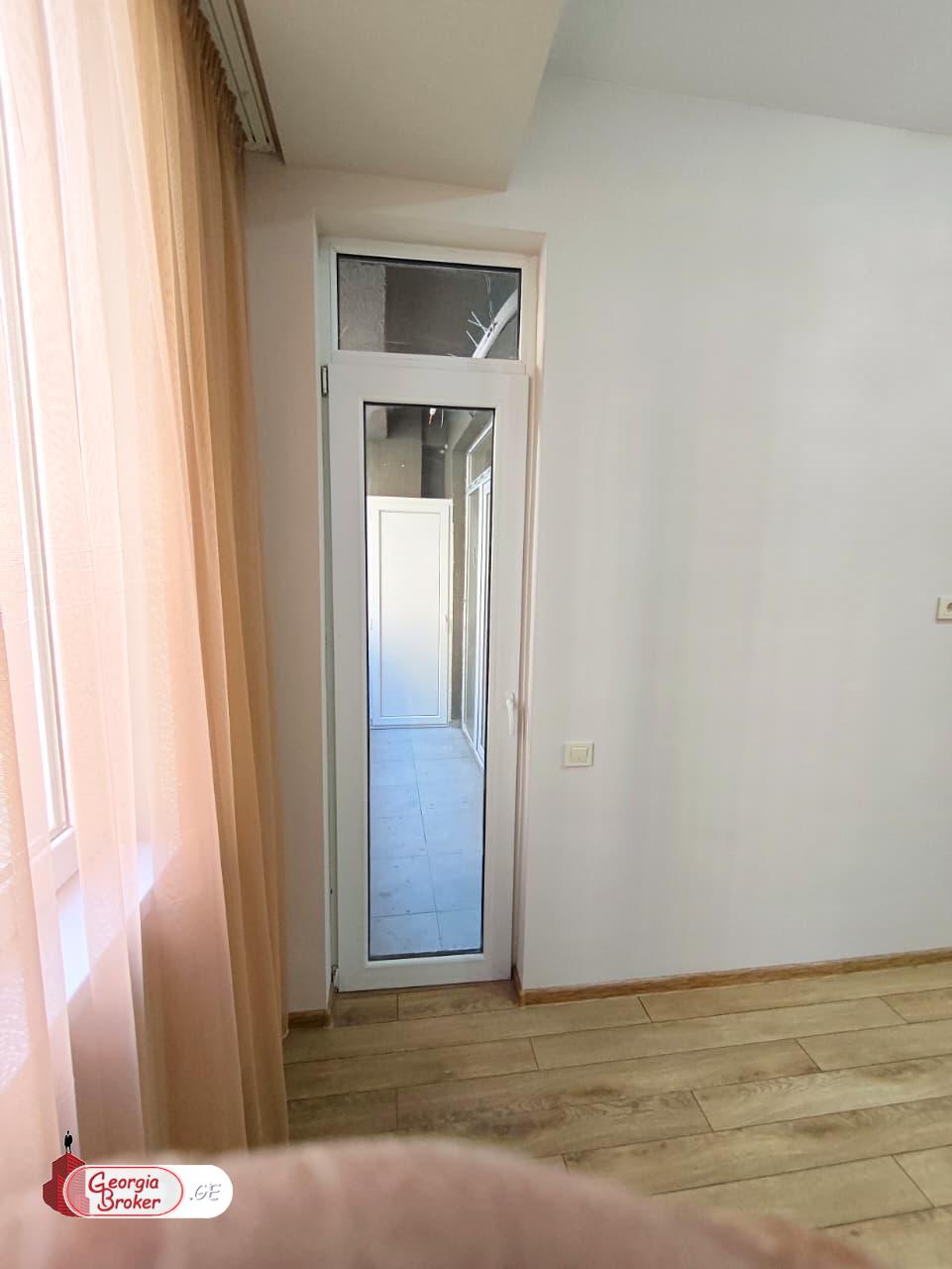 იყიდება ახალი გარემონტებული 2 ოთახიანი ბინა